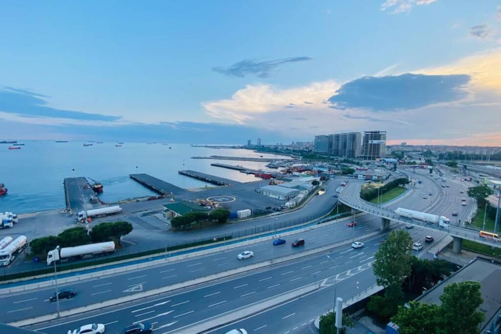 Luxury 2 Room Suite Apartment With Seaview In Center Istanbul Exteriör bild